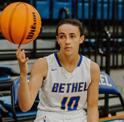 VYPEOK's tweet photo. VOTE NOW! Shawnee/Mid-Del Area Miss Basketball - Presented by Natalie Arnett - State Farm Agent (Poll Ends 3/7) @StateFarm #okpreps 

https://t.co/nubDkkbQN3 https://t.co/2D57CHPnQm