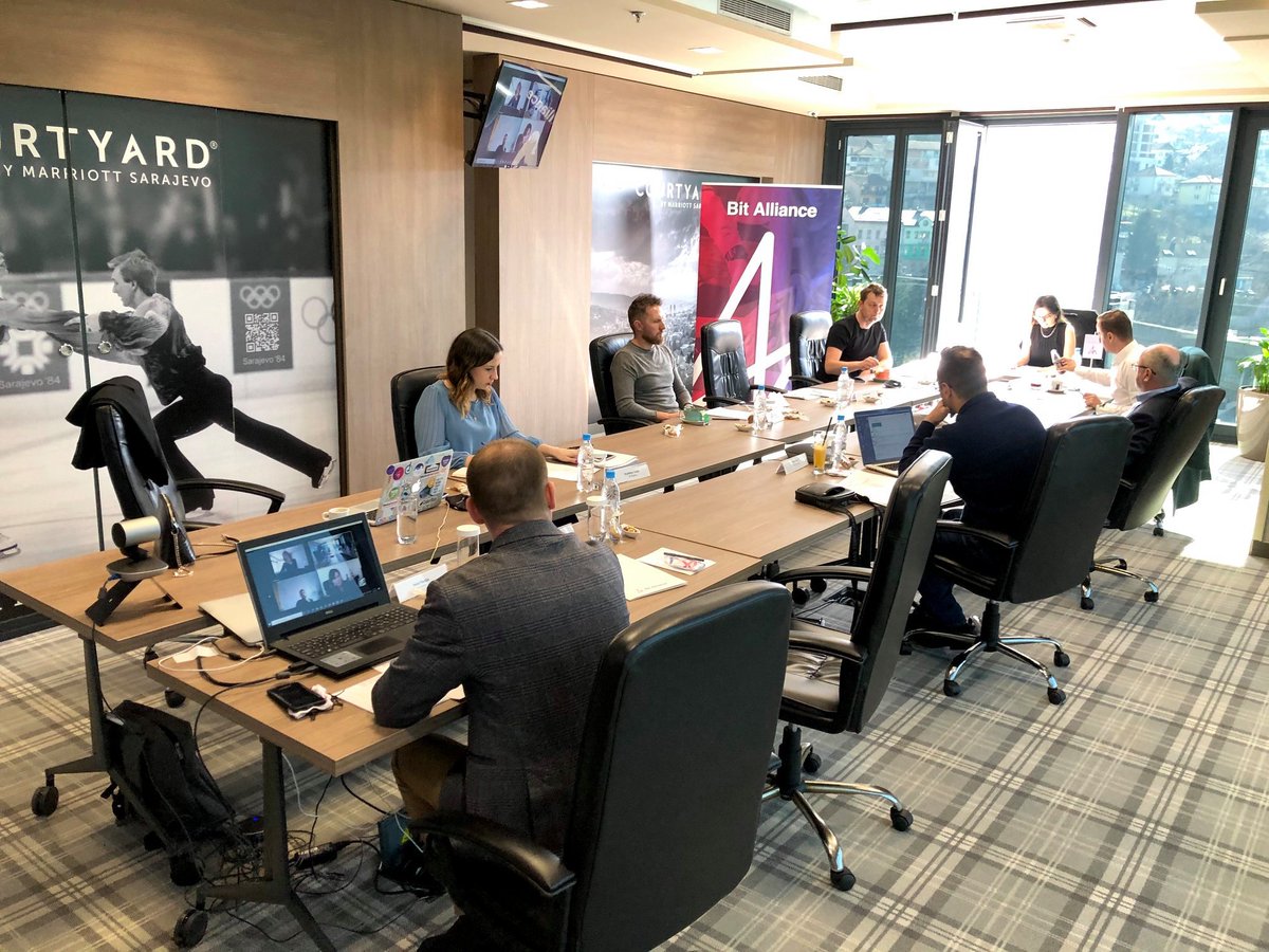 U ponedjeljak, 22. februara održana je prva sjednica Savjeta punopravnih članica i osnivača Bit Alijanse u 2021. godini na kojoj su diskutovane ključne stavke za dalji rast IT industrije. 

#UnitedToDevelopMore