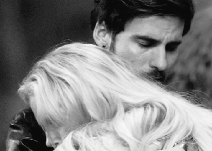 Сaptain Swan 🦢 🏴‍☠️ (@killianemmasj) on Twitter photo 