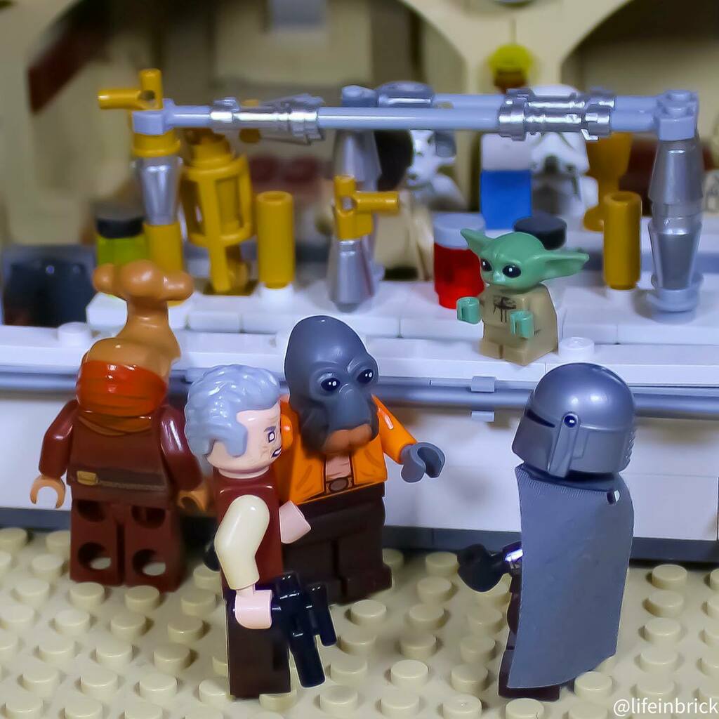 lifeinbrick's tweet photo. “He said he likes you. I like you, we all do!”
#lego #starwars #themandalorian #forcefriday #legostarwars #legomandalorian #babyyoda #grogu #moseisley #moseisleycantina #legomoseisleycantina #maytheforcebewithyou #displayplus #jedi #theforceisstrongwith… https://t.co/xHwPIkZj9u https://t.co/7xO8yBTF5C