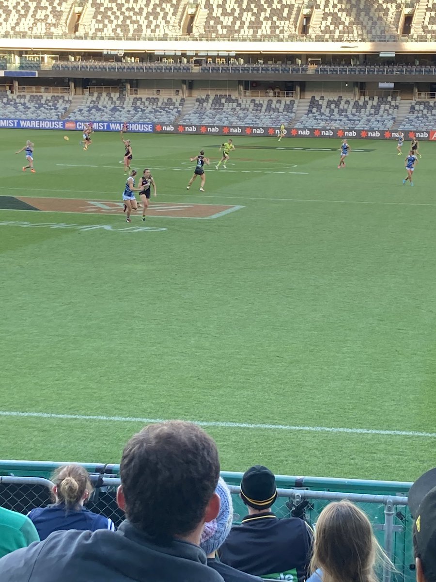 First #AFLW game nice and close to home. Can the #Tigers grab their first win ? #gotiges