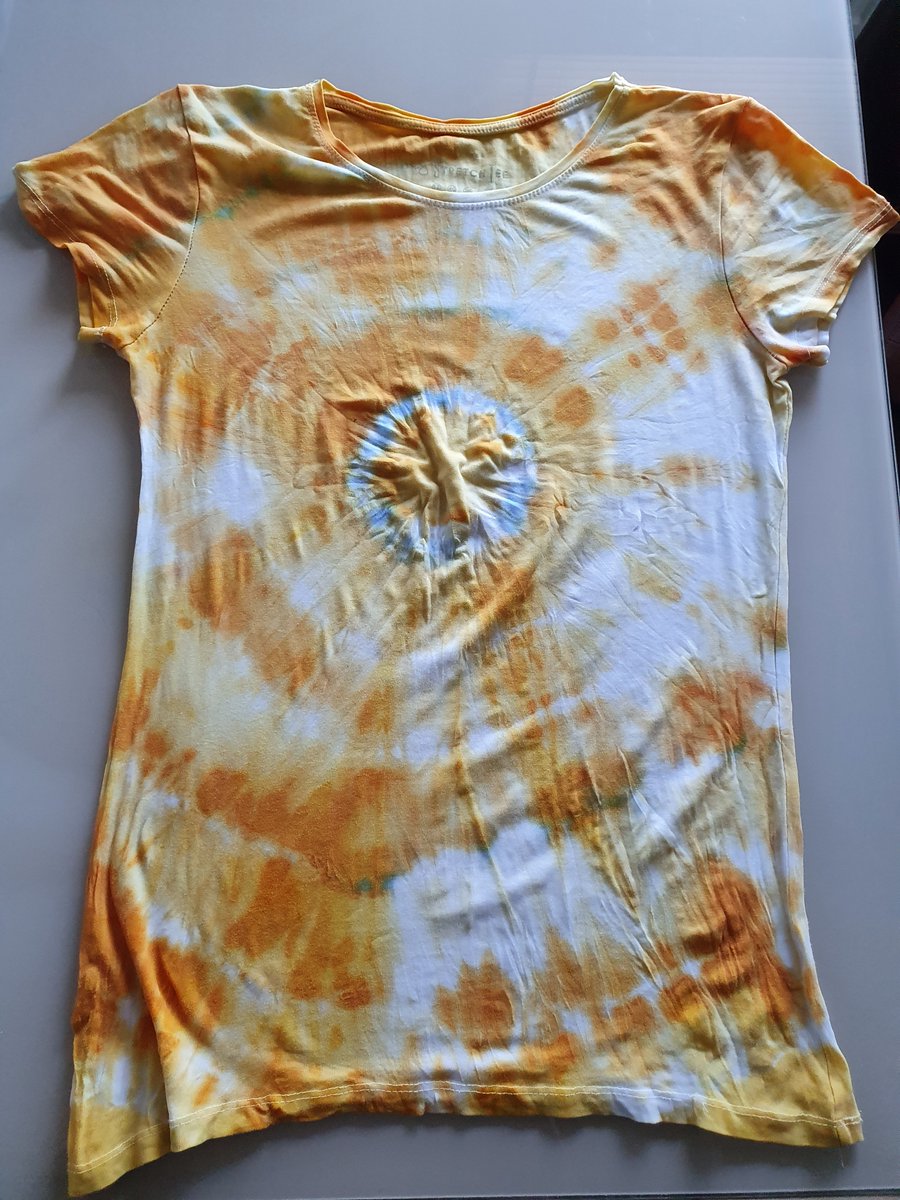 HHS_Design_Tech's tweet image. We are so impressed with the efforts of our students taking part in the DT@Home enrichment tasks. These tie-dye t-shirts have been made using natural ingredients! Well done to everyone who took part 👏
@HHSHaringey