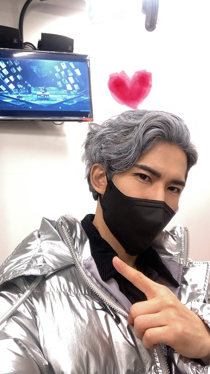 IcanHearUwell's tweet photo. 뉴욕입성. https://t.co/chyv3Rj7cn