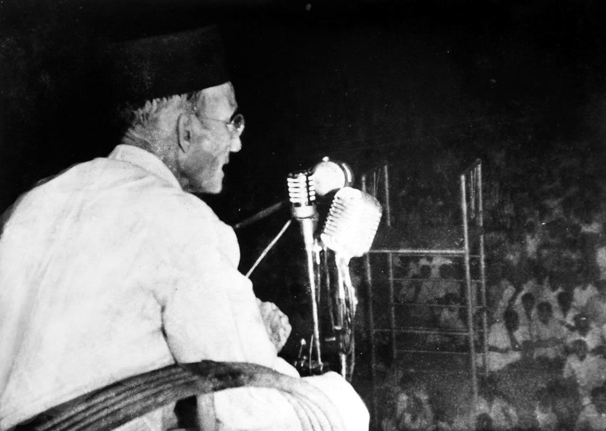 स्वातंत्र्यवीर सावरकर हे क्रांतिकारक, ज्वलंत साहित्यिक, हिंदू संघटक होतेच पण कमालीचे विज्ञाननिष्ठ आणि क्रियाशील धर्मसुधारक आणि समाजसुधारक देखील होते. स्वातंत्र्य आणि सुराज्यासाठी अथक परिश्रम घेणाऱ्या स्वातंत्र्यवीराच्या स्मृतीस महाराष्ट्र नवनिर्माण सेनेचं अभिवादन