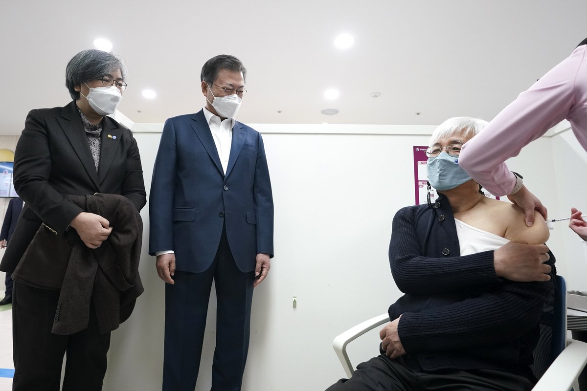 문재인 tweet media
