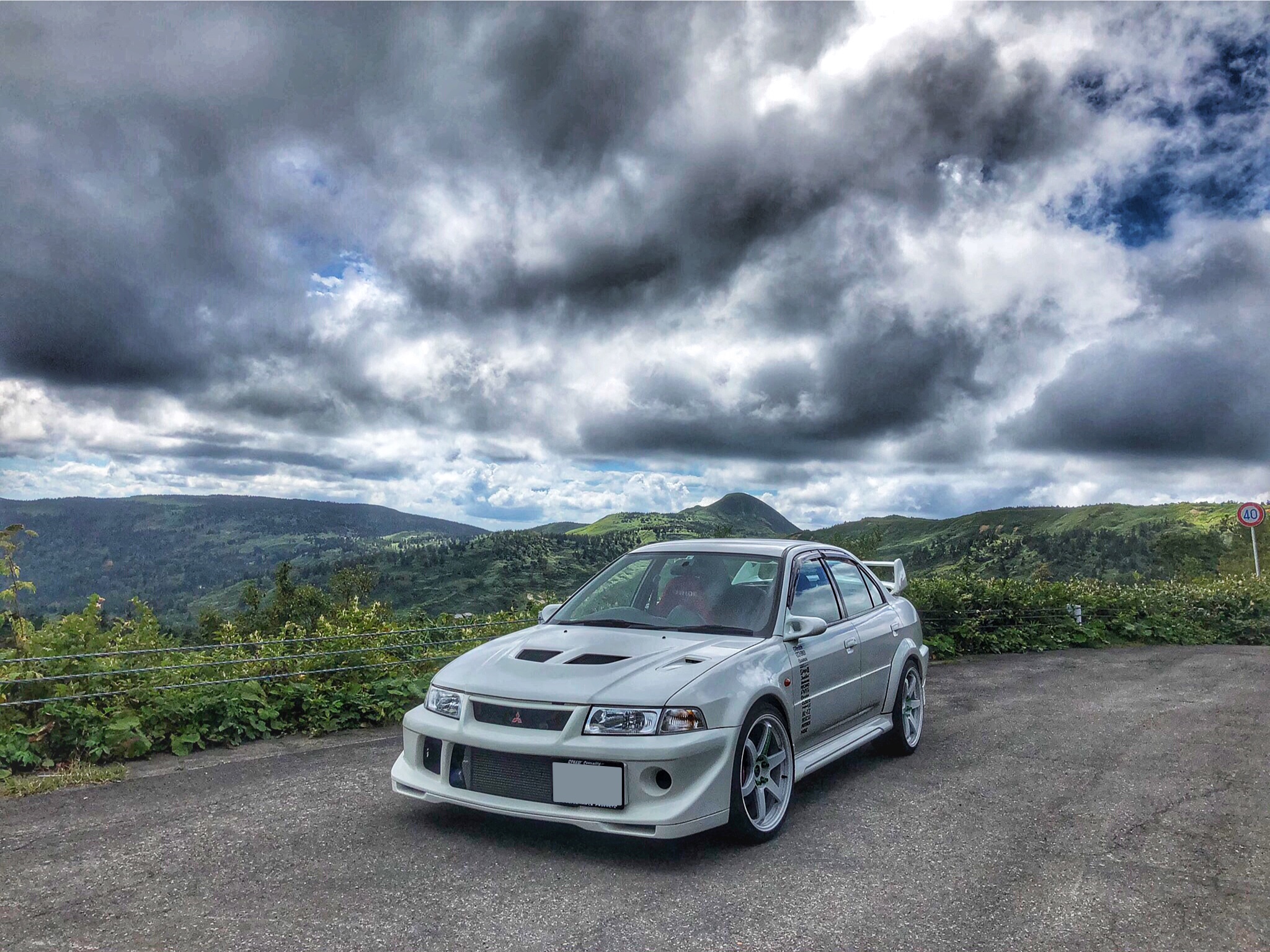 Cartune 公式 左斜め前写真展 より 気まぐれ中の人ピックアップ ゆーた さんの 三菱 ランサーエボリューション T Co Onmtfktohx ランエボ6 ランサーエボリューション6 ランエボ トミーマキネンエディション T Co
