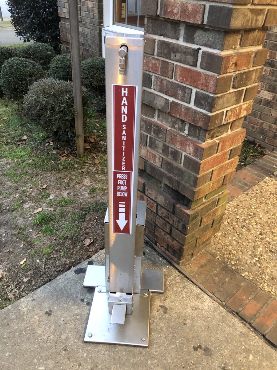 kristinfayee's tweet photo. How do we get these at the pumps?!? #gasstation #dirtypump #sanitize #hsvalabama #alabama https://t.co/hqlyaVFv3M