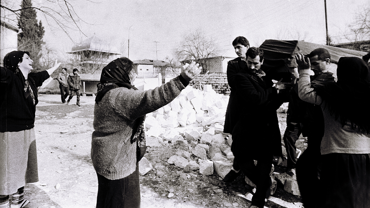 Hocalı Katliamı - Hocali Katliami Anma Etkinligi Turkiye Barolar Birligi - Xocalı soyqırımı), karabağ savaşı sırasında 26 şubat 1992 tarihinde azerbaycan'ın dağlık karabağ bölgesindeki hocalı kasabasında .