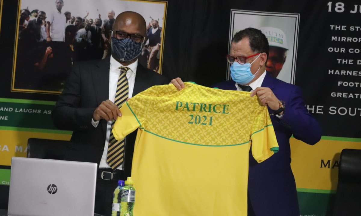 Mph__Motaung's tweet photo. Good morning football loving people of Africa. We are people of Dr Patrice Motsepe. #PM21

#TheWagonIsMoving #FreshAir
#DrMotsepeForCafPresident

#GoodCorporateGovernance
#BuildInfrastructure
#StrenghtenRelations
#Intergrity
#Stability
#Humility
#Ubuntu
#Unity https://t.co/7vXDIdglgD