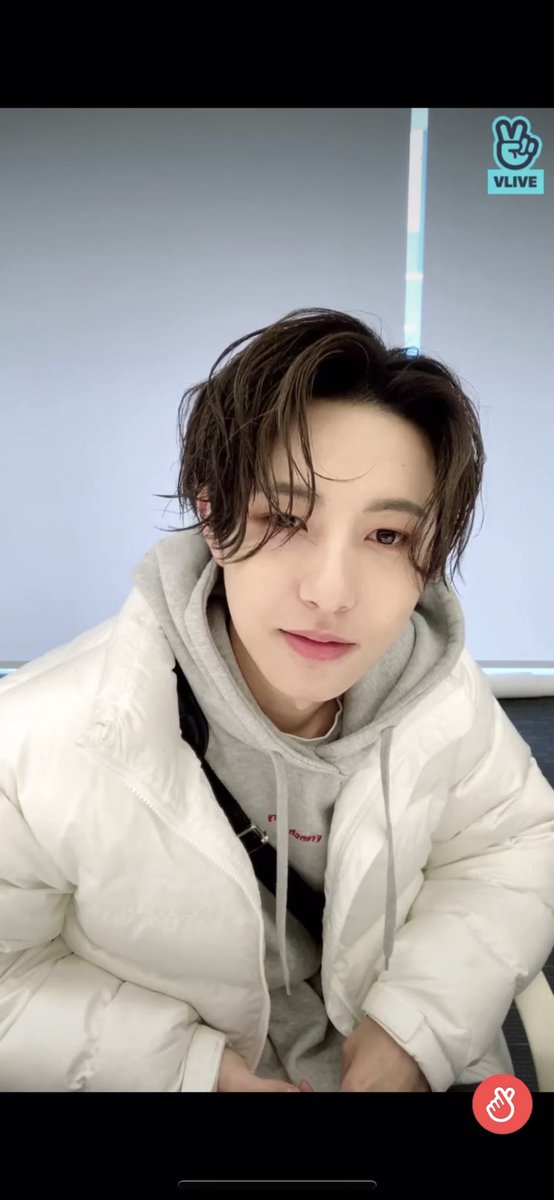 squishyychenle's tweet photo. 210226 #RENJUN #仁俊 #런쥔 ♥️

what business does renjun have looking this fine https://t.co/oTxkZyEqMk