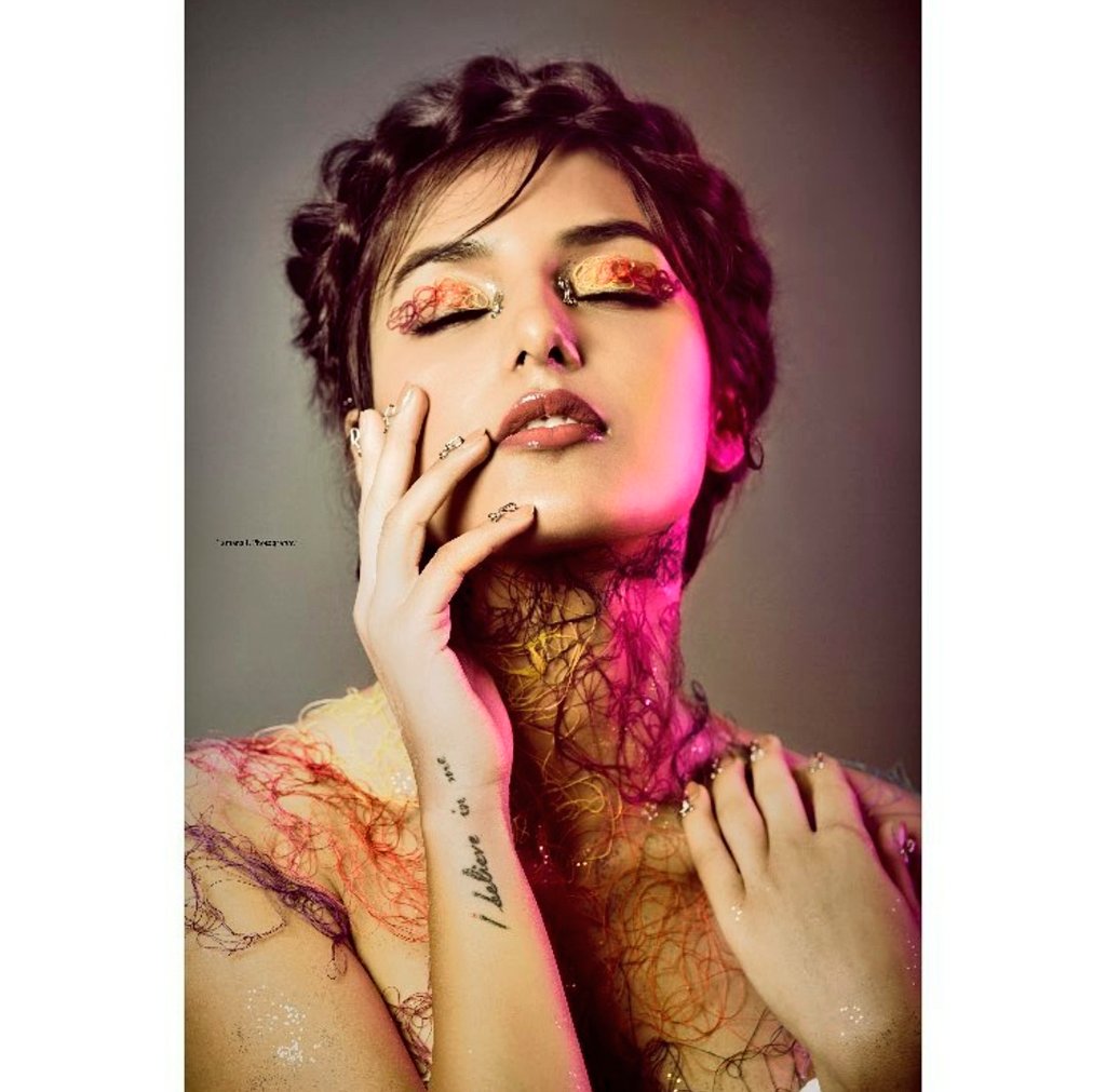 This still stays as one of my top most favorite clicks of you,  Harshitaaa💥 
<a href="/HarshitaGaur12/">Harshita Shekhar Gaur</a> 

#HarshitaGaur