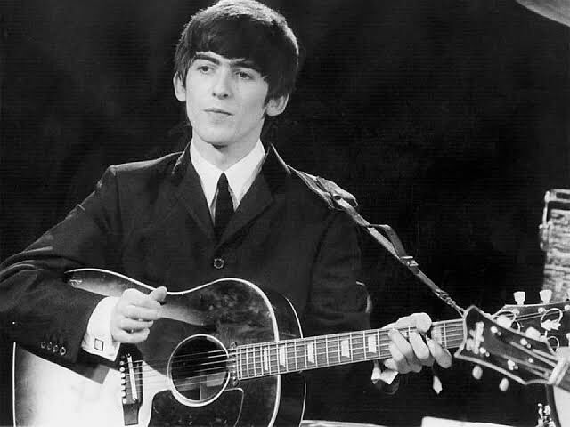 qrpress_'s tweet photo. ¡Feliz cumpleaños George Harrison! Hoy hubiera cumplido 78 años el guitarrista de The Beatles, uno de los más grandes de la historia: https://t.co/zKf6pIaags #EfemérideQRP #GeorgeHarrison #HappyBirthdayGeorgeHarrison https://t.co/EoLLUyCXBH