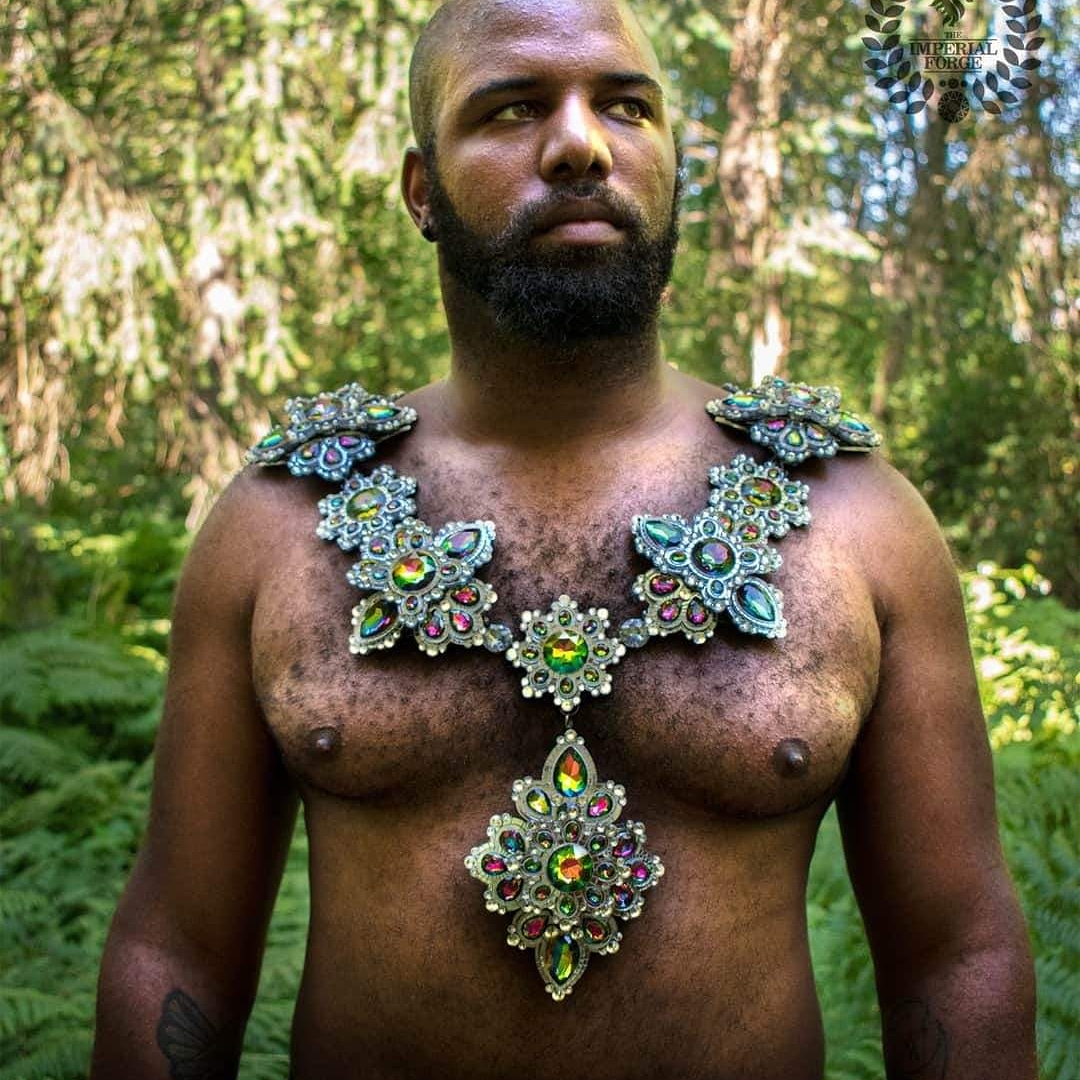 Vee Leoleon tweet media