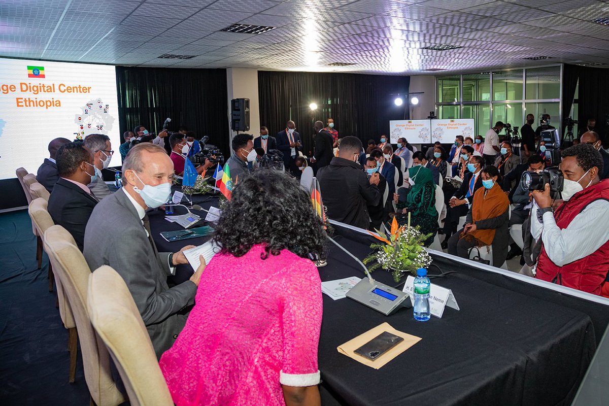 Boosting employability w/ #DigitalSkills in #Ethiopia! “The #OrangeDigitalCenter contributes to Ethiopia's digital transformation while creating local employment prospects for young people”, said Ambassador Auer at the launch in #AddisAbaba. <a href="/bmz_bund/">Bundesentwicklungsministerium</a> <a href="/giz_gmbh/">GIZ</a> <a href="/orangeafrica/">Orange Africa & Middle East</a>