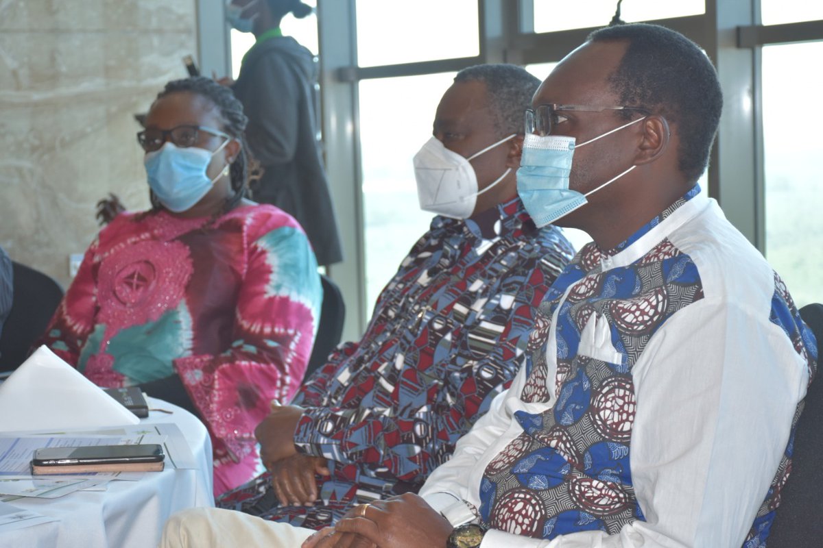 MediaCouncilK's tweet photo. The Manager, Research planning &amp; strategy @Thagreatleo while representing the CEO at the Award Ceremony,  appreciated the partnership with @NETFUNDkenya and the important role Media plays in implifying voices on sustainable development. https://t.co/IBmj5zaf2X