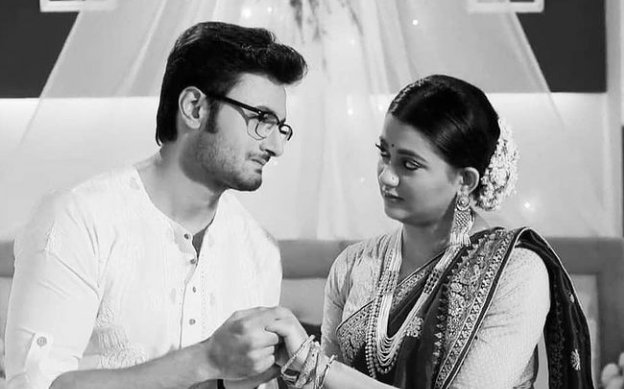 Anneshya3's tweet photo. #WeWantSeanAnamikaJutiBack           @SVFTelevision 
       @SVFsocial @iammony @shrikantmohta     
   @VishnuMohta  @starindia @StarJalsha_
@MyAnandaBazar @DisneyplusHSVIP https://t.co/4rKL7OgjyJ