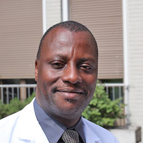 FAMSAGA2021's tweet photo. Via Zoom:
Dr Andrew Kambugu, Executive Director Infectious Disease Institute with a key note Speech on
“How we can address Technological gaps in Tackling infections”
#34FAMSAGA
#Tech4Health https://t.co/QuMEhDcOqi