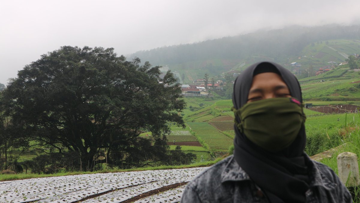 Bella00818567's tweet photo. Lepaskan apapun yang sekiranya menjadi beban di hati dan pikiran mu🍃 https://t.co/qaWiIFdgzI