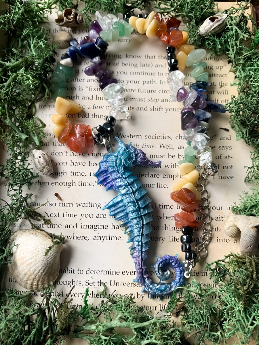 Available now in the chakra stone collection the seahorse is for luck and the butterfly represents transformation free p&p £8.99 

divinecurriosities.co.uk

#earlybiz #fridaymorning #FridayVibes #chakrastones #chakranecklace #giftfinder