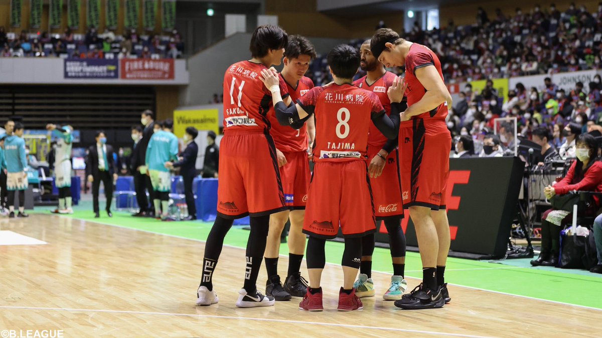 B League Bリーグ 本日 ｊリーグ J League が開幕 今シーズンもb Leagueとｊリーグはコラボイベントが盛りだくさん これからもスポーツ界を共に盛り上げていきましょう Bリーグ ｊリーグ開幕