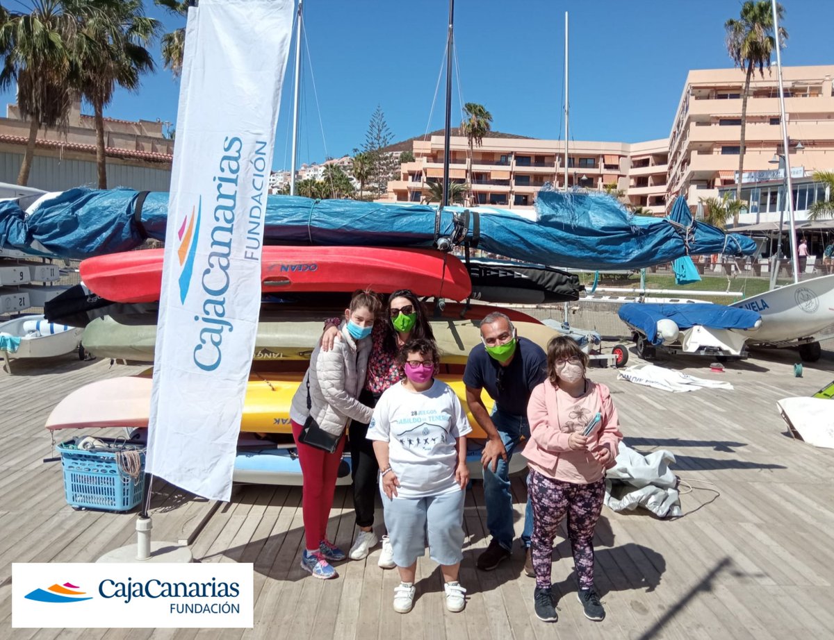 NavegantesArona's tweet photo. Ayer comenzamos nuestro proyecto 𝗘𝗻𝗰𝗹𝗮𝘃𝗲 𝗱𝗲 𝗠𝗮𝗿 de la Fundación @CajaCanarias dirigido a las personas con diversidad funcional.
Nos visitó @Orobal para disfrutar de una jornada náutica 💙🌊
#MásMar #EnclavedeMar #NavegantesdeArona #AronayelMar #PorUnMarInclusivo https://t.co/SE7euCM416