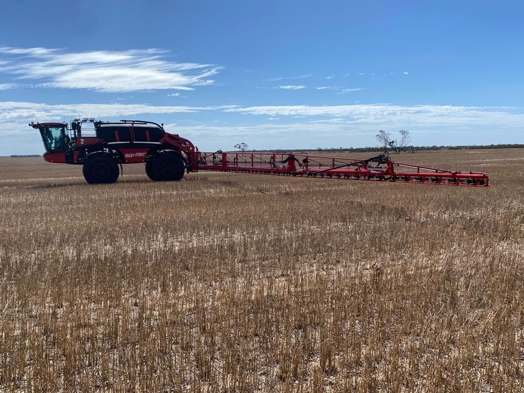 AgrifacAU's tweet photo. Check out WHY #Aussiegraingrowers are choosing #Agrifac #Australia for their spraying program 👉 https://t.co/Wq5WfSFyQt #AgrifacAU #precisionag https://t.co/30bl6OAfQA