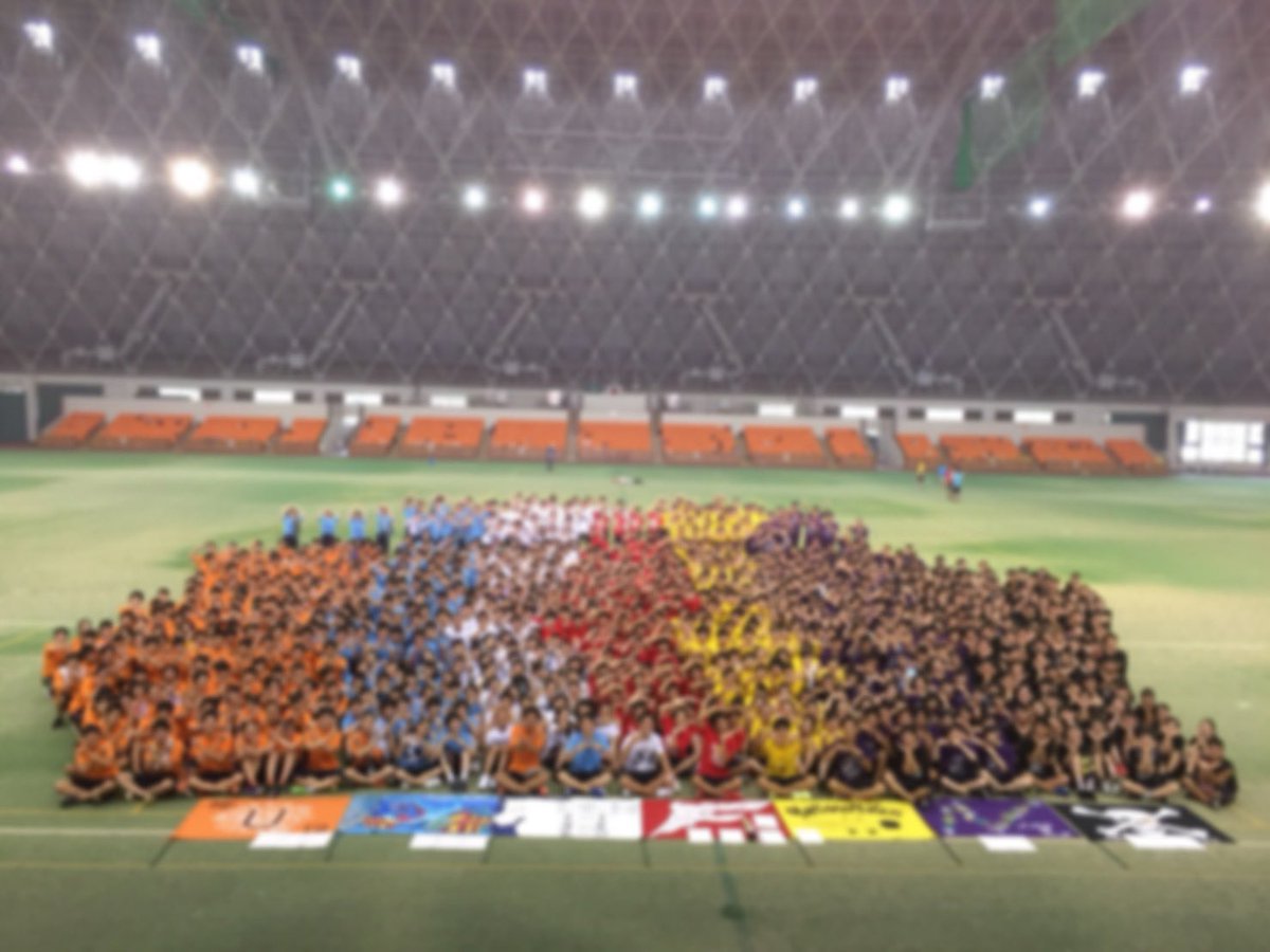 happppppu's tweet photo. ほんとにこの1年間は、楽しくもあり、辛くもあり、退屈でもあり、苦しくもあり、たくさんの感情が溢れた1年でした。

コロナ禍でイベントなど、思い通りにいかないことがたくさんありました。
それでもできる最大限の範囲で色々なことを模索してすることができました。 https://t.co/ew3zejNFWN