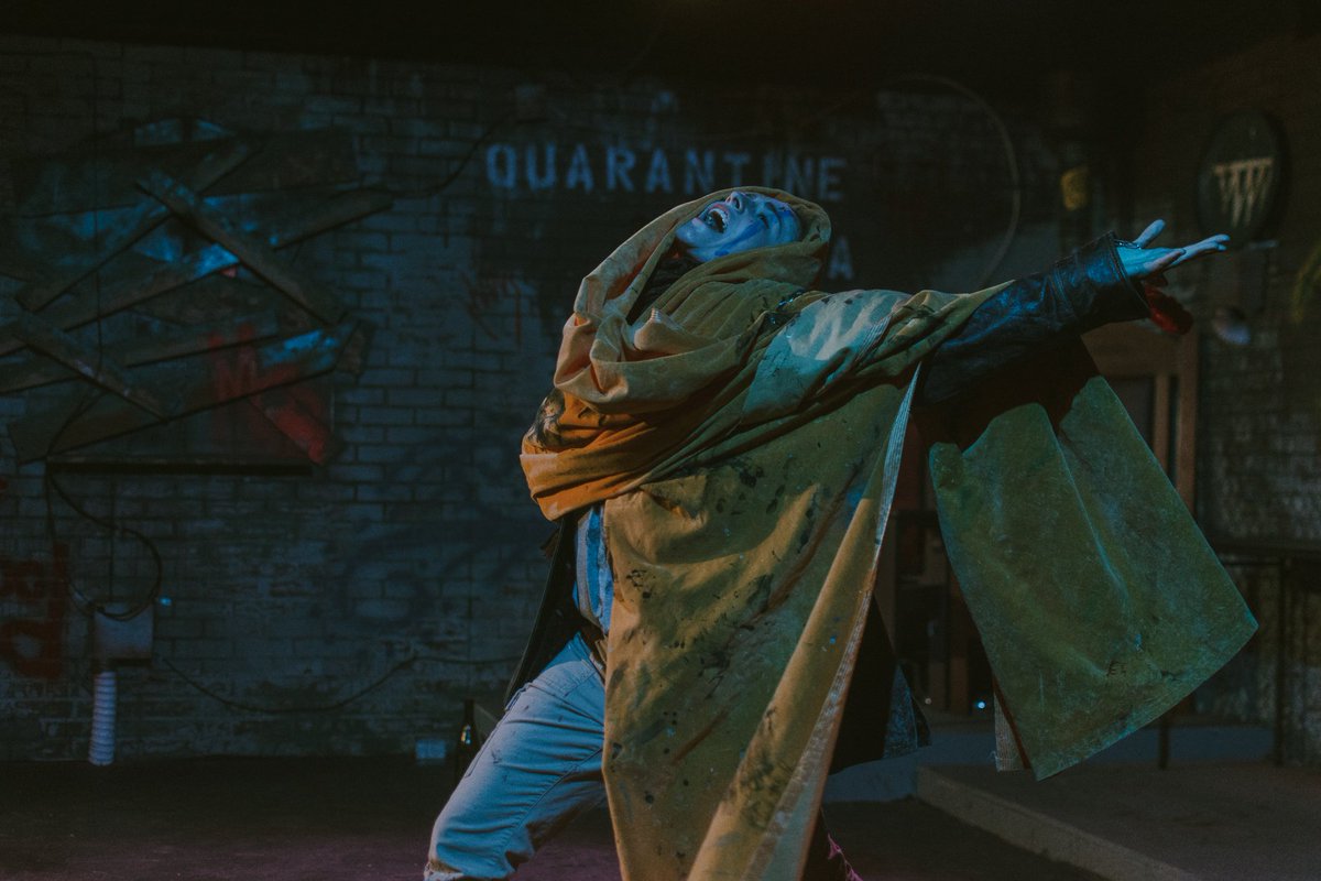 We made it, VFRiends. #FridayMorning #TGIF #FlashbackFriday 
📷: Mahdi Gransberry, MACBETH