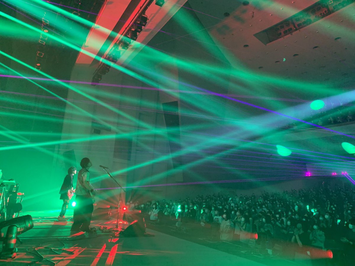 前回はコロナで行けなかったから明日は約２年ぶりのライブだー！
めちゃくちゃ楽しみ🤤