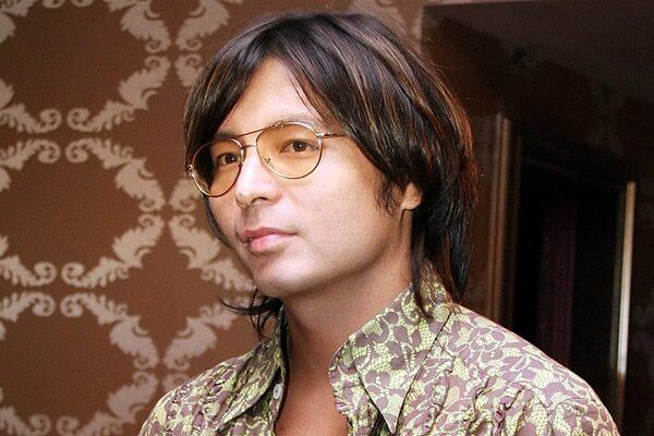 российские певцы которые умерли. евгений осин фото. борис моисеев 2000. евгений осин могила. борис моисеев сейчас 2021.