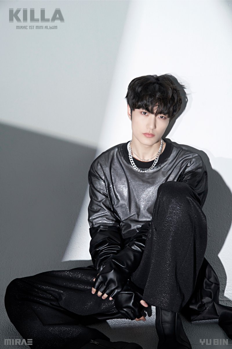 미래소년 (MIRAE)
KILLA - MIRAE 1st Mini Album
​  
CONCEPT PHOTO #미래 ver.
#장유빈 #JANGYUBIN
​  
#미래소년 #MIRAE