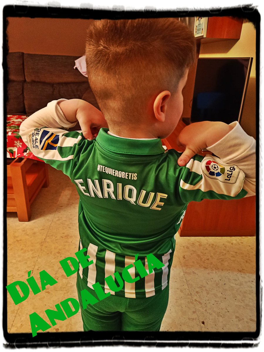 ESalguero80's tweet photo. Celebarando el #DiaDeAndalucia con la verdiblanca del @RealBetis. https://t.co/h2fSBurWyy