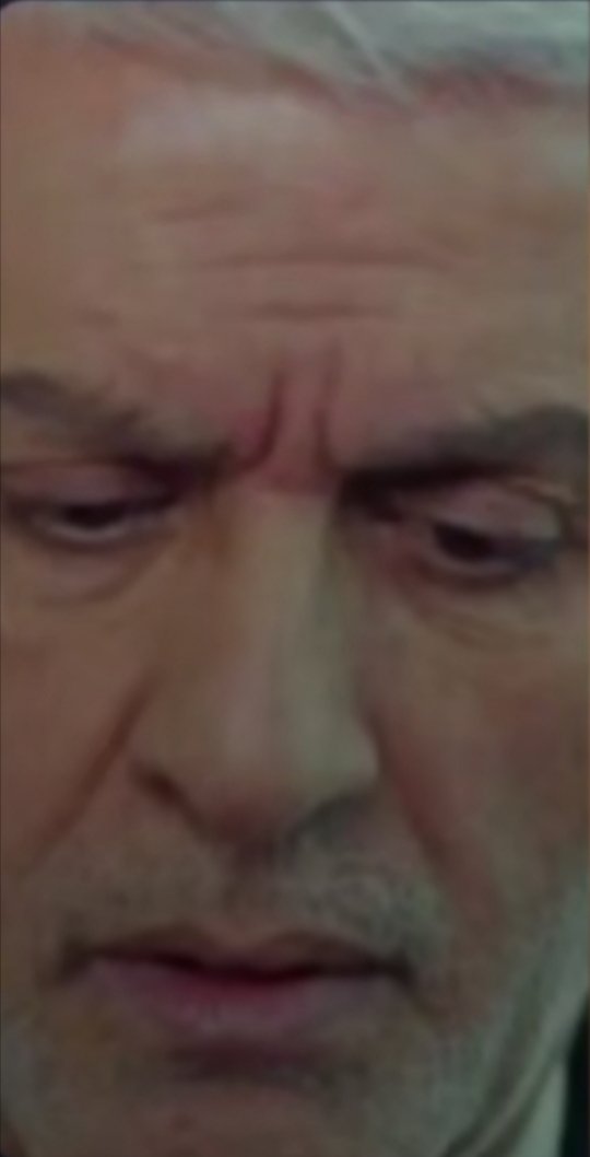 GardCeylin's tweet photo. Aradaki farkı bulun https://t.co/CU3uNnSKHG