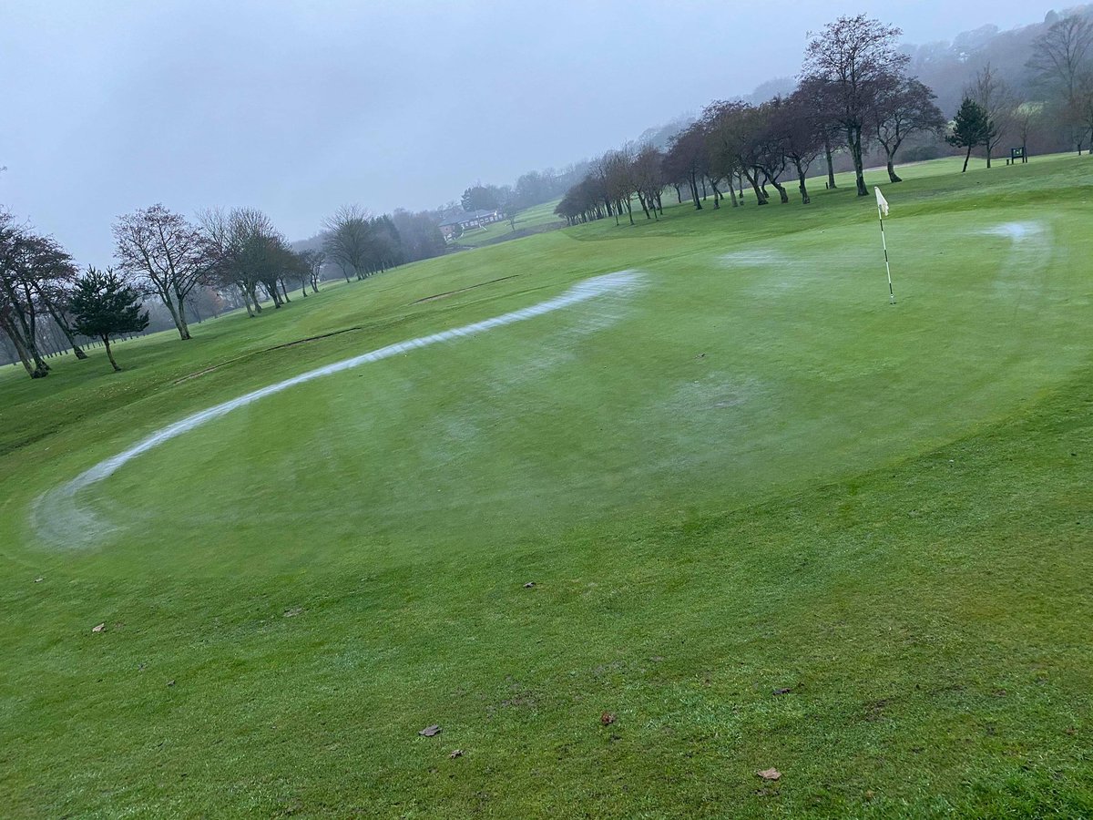 bgcgreens's tweet photo. 26/2/21 mound at back of first green ready for turf on Monday and will hopefully stop rain washing on the green.
May have to take hump off the bunker and green if not.
Behind 13th tee being cleared and soil to start filling in bunker on 12th green then reshape https://t.co/NGvqJhT7Kw