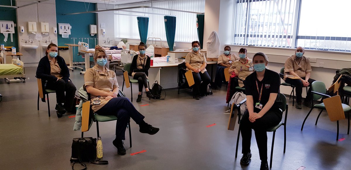 Another pic of some of our lovely Sept20 #TNA cohort who finally made it onto campus for f2f BLS &amp; 💉 technique #clinicalskills training. <a href="/NJBlythe18/">Nicole Blythe</a> &amp; <a href="/RChuinn/">Roisin Ni Chuinn</a> enjoyed meeting you on Thursday &amp; hope you enjoyed it too.