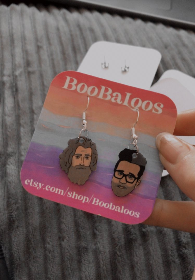 mythicallyizzy's tweet image. rhett and link earrings rhett and link earrings