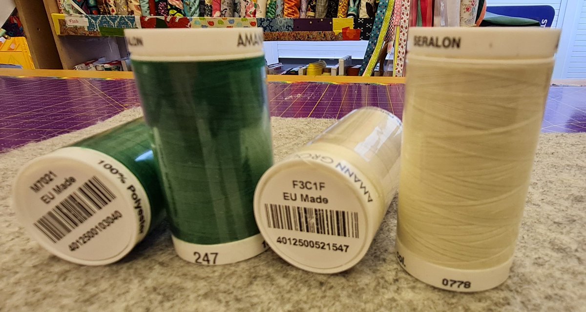 janebaker82's tweet photo. New on the stall... various threads.
Quilting cotton... 450m £8 each
All others £6 each
#foxglovefabrics
#Mettler
#variagatedthreads https://t.co/8P2Pz4Xj3T