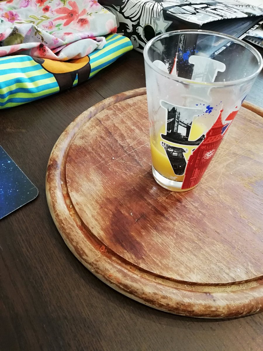 lady_wazabi's tweet photo. Besser Herr Will?

#moinmoin
#rbtv
#ratemyteller
#holzaufholz https://t.co/j026BS1Xq3