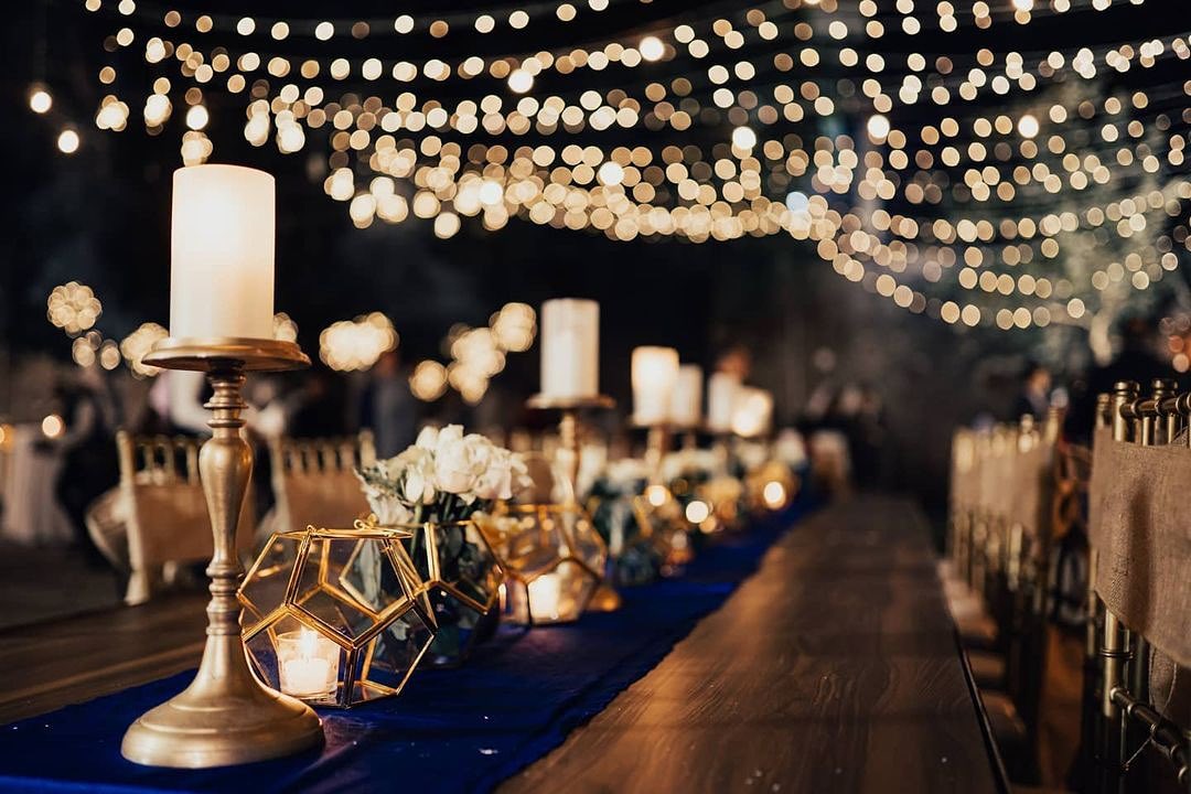 Shubharambhllp's tweet image. Fairy lights decor for main table.
.
.
#sajankot #maintable #dinner #dinnertabledecor #dinnertable #fairylights #raisinglight #weddingphoto #weddingwire #wedingphotography #weddingplanner #weddingseason #weddinginspiration #weddingfavours #weddingcaterer #luxurycatering
