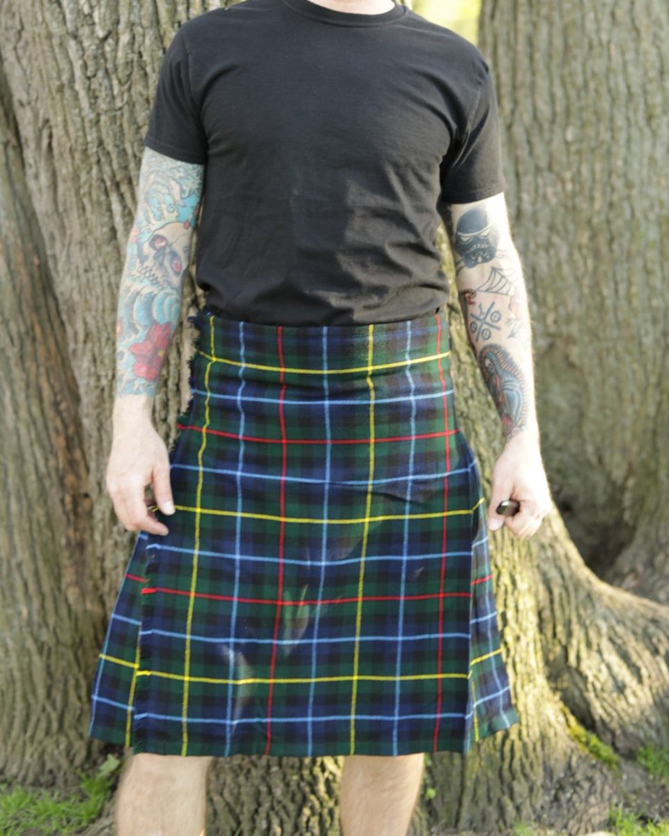 Scottish_kilt's tweet photo. 😇😇Focus on the Good because it’s Friday 😇😇
Nothing can Dim the Light which Shines from within 

Tap to shop!
https://t.co/os7i8Z3Cat

#scottishkiltshop #scottishkilt #kilt #kiltshop #kiltsformen #scottish #mensfashion #malestyle #kiltedmen #smithtartankilt https://t.co/HRGWJBwyva