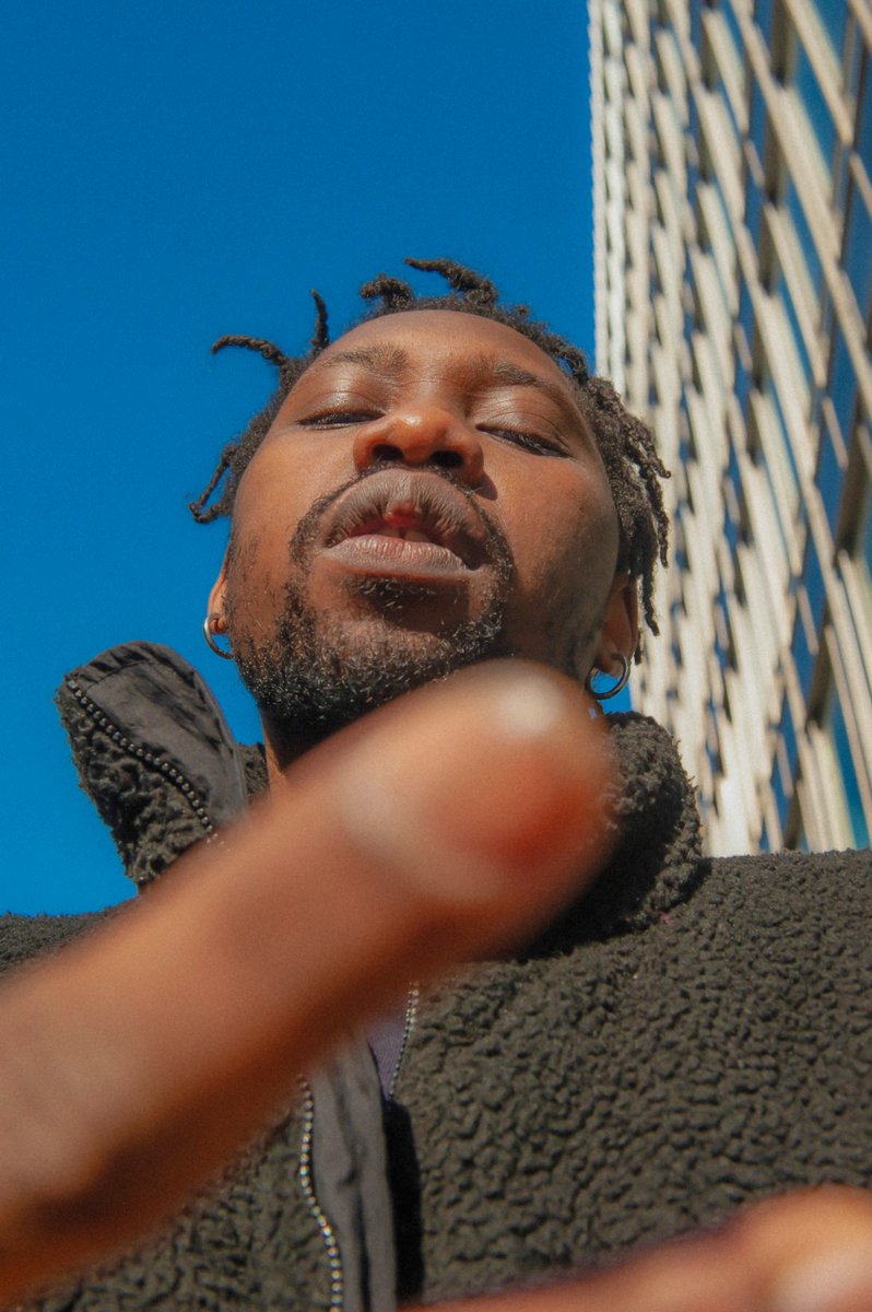 "Cani", il nuovo singolo di Ngawa prodotto da SUPER è fuori ovunque.
Fedeli come cani, always stay true to your crew 🐕

Ascoltatela qui 👉 ffm.to/ngawa-cani/

📸: Erica Bellucci