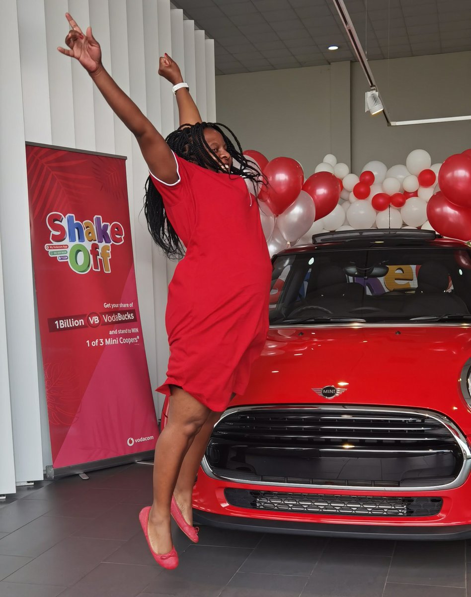 TsietsiRubbish's tweet photo. With the winner of a new Mini Cooper from @Vodacom #ShakeOff2020 competition. Congratulations Sisiπβ¨π https://t.co/aI1FDHwhgx
