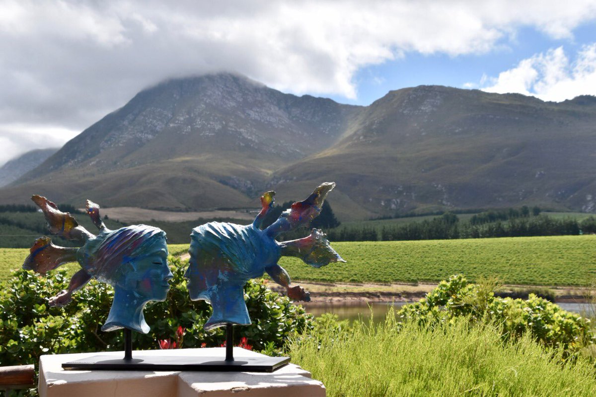 creationwines's tweet photo. We love showcasing the synergies between art, food & wine. @Janko_de_Beer’s art display is just magical! Come take a wander & get lost in wonder at Creation!
Book your experience here: https://t.co/QG4n5k0LDL
#lovecreationwines #artandwine #visithemelenaarde #creationisopen https://t.co/WFEjSzr9LH