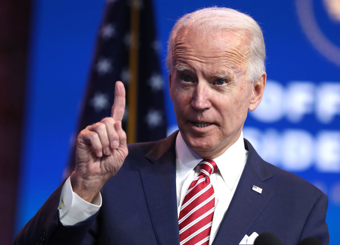 pipas_az's tweet photo. Biden: 1 mês 1 ataque áreo a 2 bases na Síria.

Trump: 4 anos 0 ataques

Como será o Biden ao fim de 4 anos? Quantas guerras compradas? https://t.co/JbtBDYJ3qh