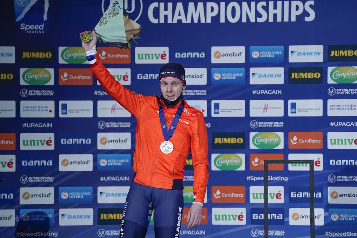 Arjan Stroetinga hangt zijn schaatsen aan de wilgen. 'Ik kan nu nog zeggen dat ik in mijn laatste jaar met de besten mee kon.'

>> schaatsen.nl/nieuws/2021/fe…