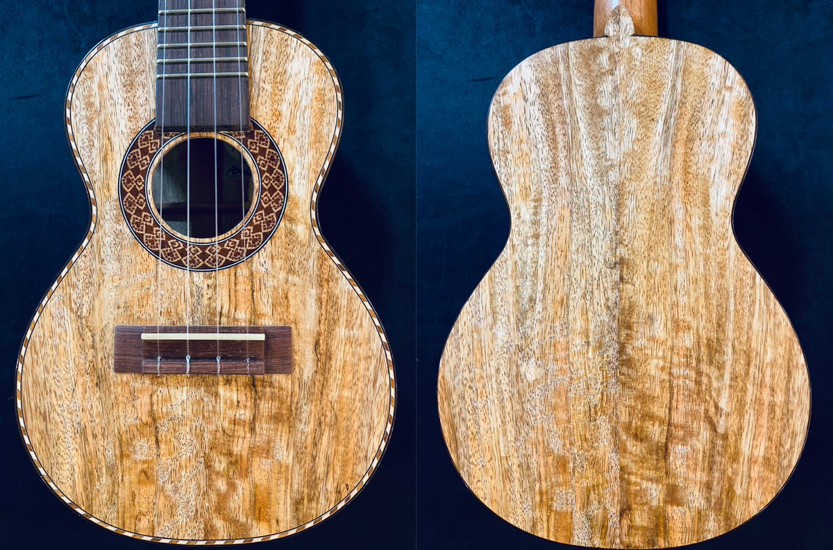 KIWAYA_uke's tweet photo. 【#HATTAWorks】より
#マンゴー 材のコンサート新入荷!
そしてこちら即完売となりました(^^)/
杢目も素晴らしく、良く響いてくれるウクレレでした♪
#八田 さんのウクレレは
次回入荷は来月を予定しております。
#ハワイアンコア のコンサートです!
お楽しみに!
#ウクレレ #ukulele #キワヤ #KIWAYA https://t.co/3CFooSPrHl