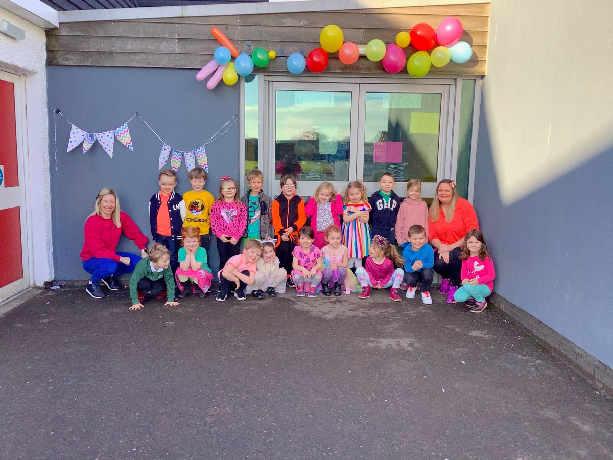 stmargaretsps's tweet photo. We're Going Bright today for @MDUK_News 
We've raised £840 already!!!! Well Done Everyone! #gobright #musclesmatter https://t.co/noeAG5dpEN