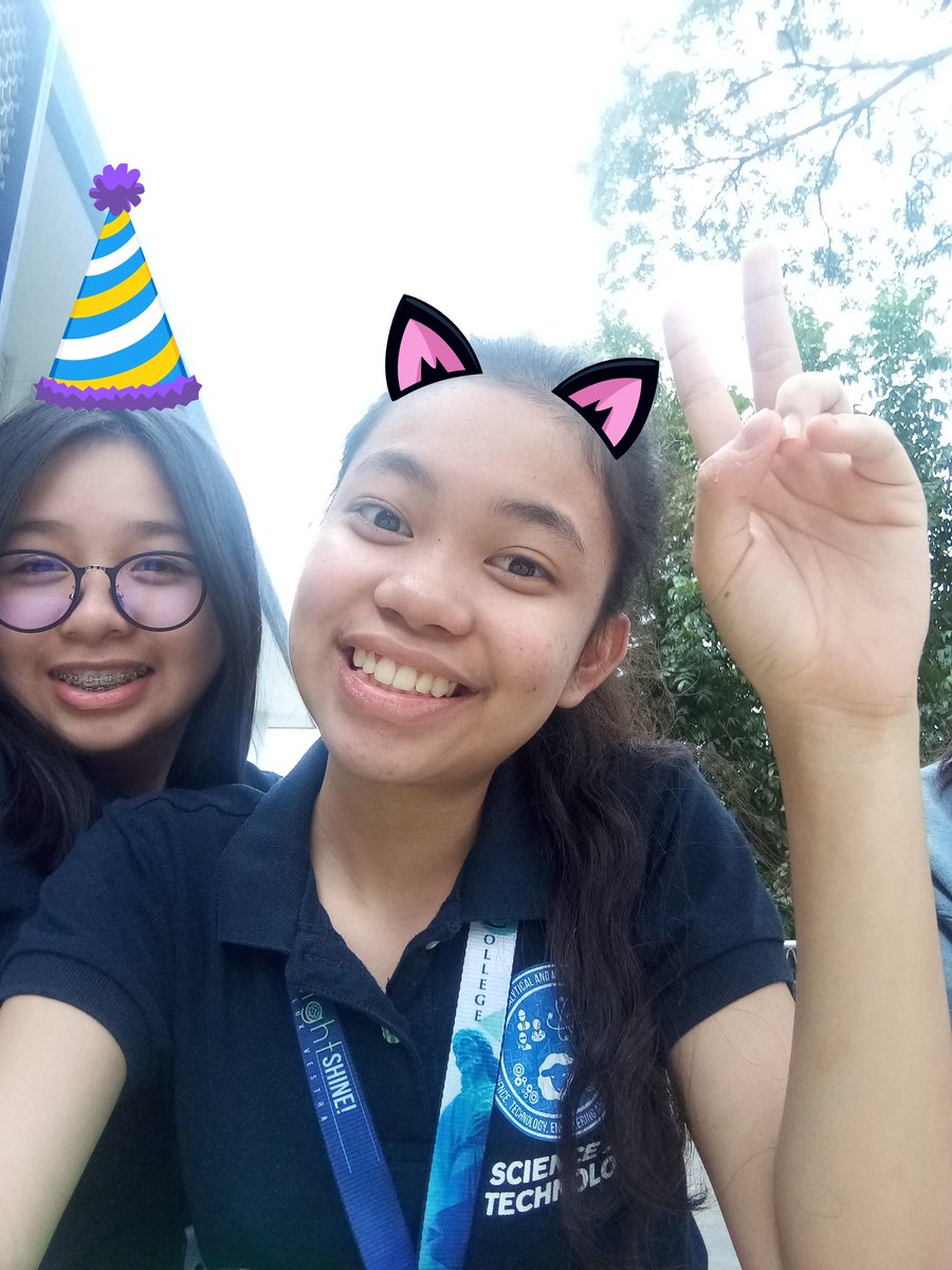 mikeyvllna's tweet photo. @mrsameliaa @crlafrncsca @sarahmaeperez HAPPY BIRTHDAY SARAHBABES!! WE LOVE U!!!
#18NASISARAHMAE
#NASANANGPATATAS
#SORRYLASINGAKO
@sarahmaeperez https://t.co/nNsNVwqPWl