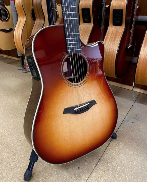 FurchGuitarsUK's tweet photo. Green Dc-SR with sunburst is waiting to be sent to the world! #Furchguitars 
📸https://t.co/3I9J8EdAiq https://t.co/2VdiHkhRY5