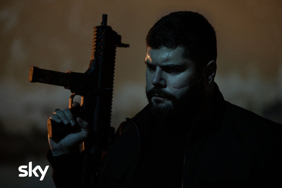 SalvioEspo's tweet photo. GENNARO SAVASTANO .

 #Gomorra5
#ComingSoon 
#GennySavastano 
#FirstLook

@SkyItalia @hbomax https://t.co/luf5ILfz6w